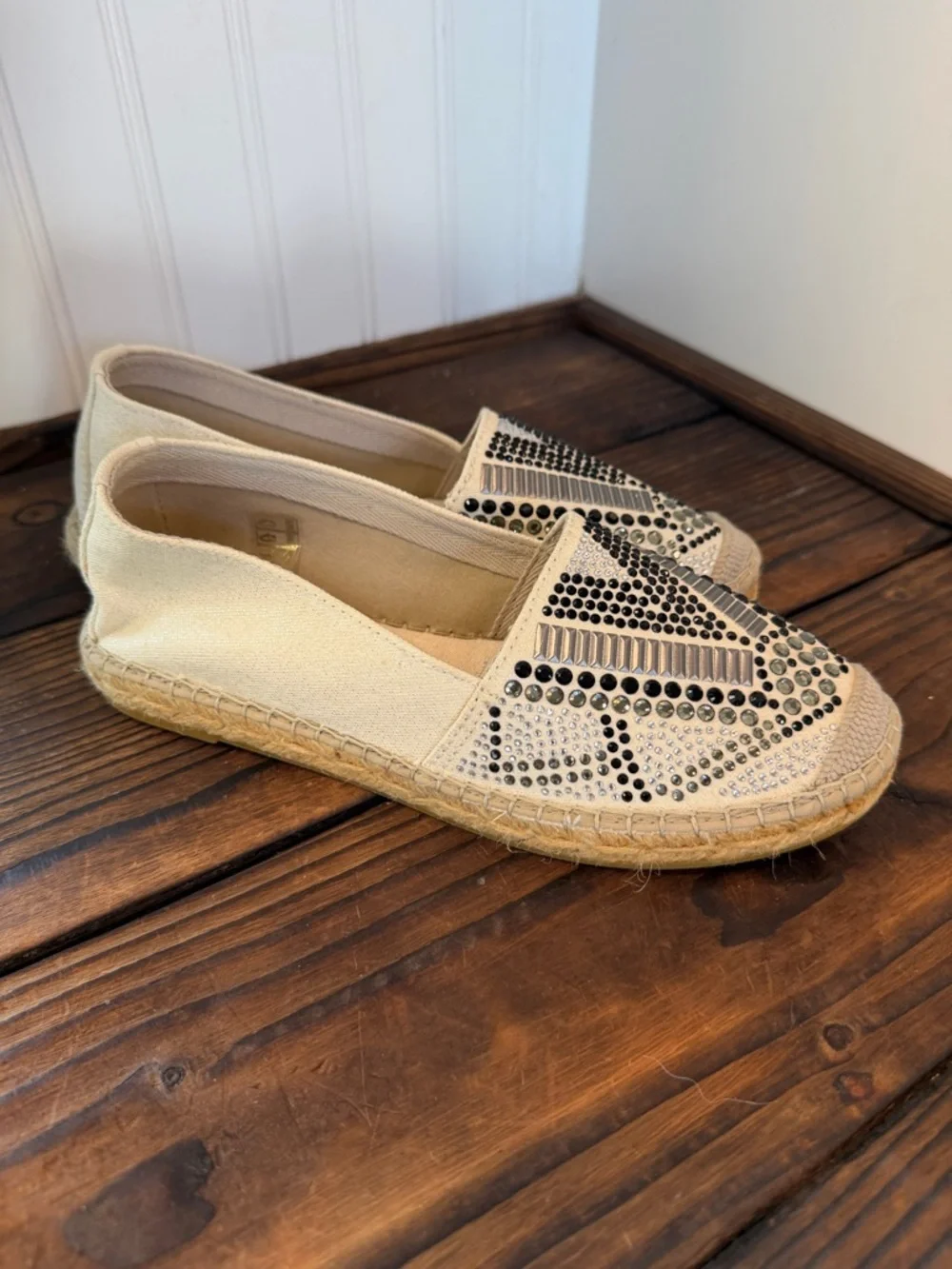 Vidorreta Spain Espadrille Slip-On with  Stud Detailing